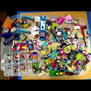 Various Lego pieces